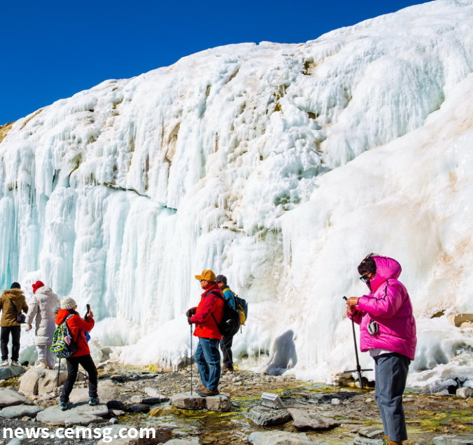 Colorful Icefall in Menyuan